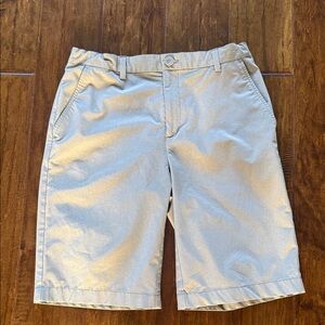 Vineyard Vines tan Flat-Front  performance Shorts youth 18